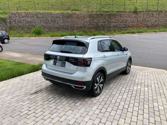 VOLKSWAGEN-T-CROSS-1.4 250 TSI TOTAL FLEX HIGHLINE AUTOMÁTICO VOLKSWAGEN-T-CROSS-2021