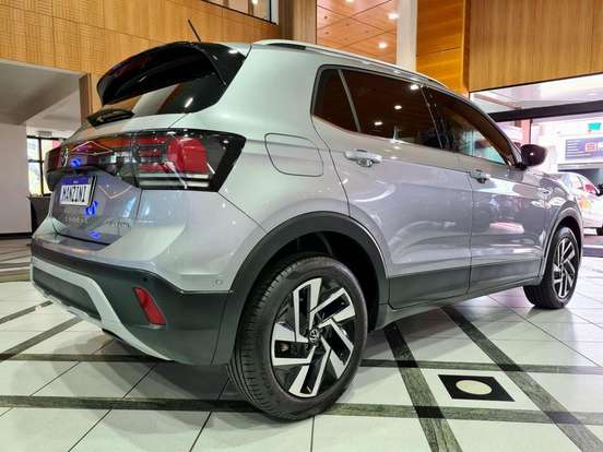 VOLKSWAGEN-T-CROSS-1.4 250 TSI TOTAL FLEX HIGHLINE AUTOMÁTICO VOLKSWAGEN-T-CROSS-2025