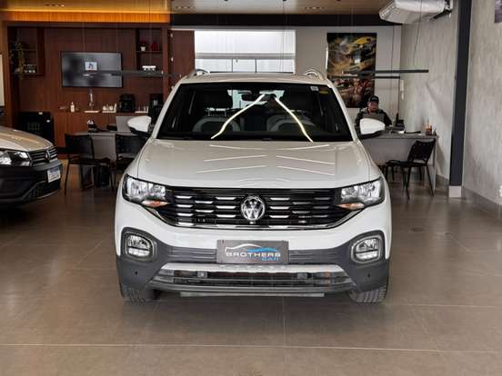 VOLKSWAGEN-T-CROSS-2021