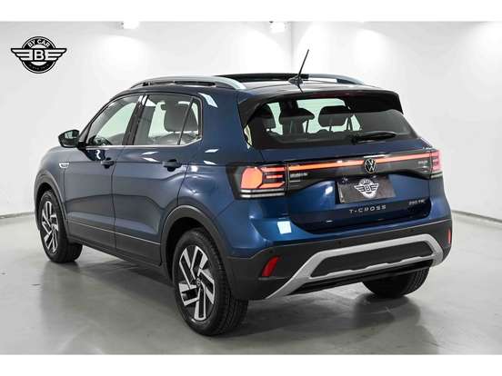 VOLKSWAGEN-T-CROSS-1.4 250 TSI TOTAL FLEX HIGHLINE AUTOMÁTICO VOLKSWAGEN-T-CROSS-2024