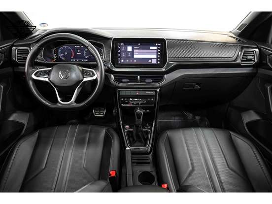 VOLKSWAGEN-T-CROSS-1.4 250 TSI TOTAL FLEX HIGHLINE AUTOMÁTICO VOLKSWAGEN-T-CROSS-2024