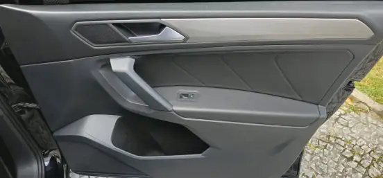 VOLKSWAGEN-TIGUAN-2019