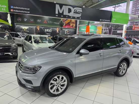 VOLKSWAGEN-TIGUAN-2019