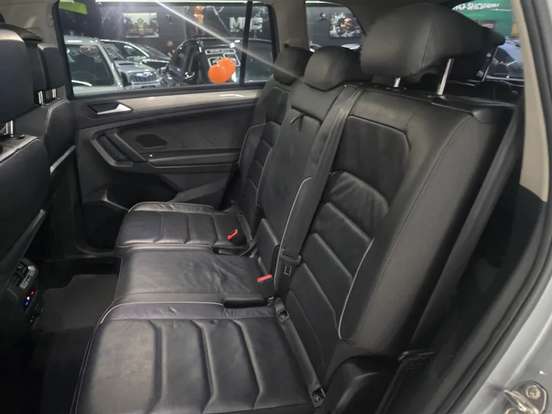 VOLKSWAGEN-TIGUAN-2019
