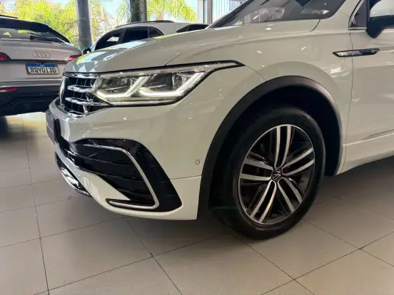 VOLKSWAGEN-TIGUAN-2024