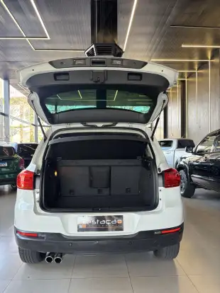 VOLKSWAGEN-TIGUAN-2014