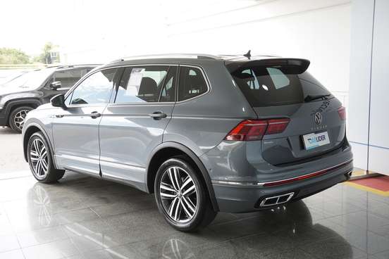 VOLKSWAGEN-TIGUAN-2023