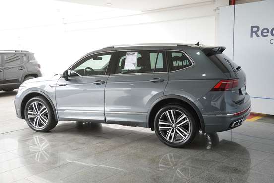 VOLKSWAGEN-TIGUAN-2023
