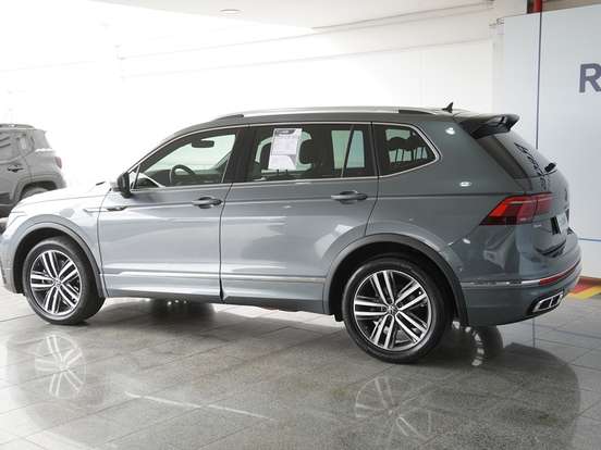VOLKSWAGEN-TIGUAN-2.0 300 TSI GASOLINA ALLSPACE R-LINE AUTOMÁTICO VOLKSWAGEN-TIGUAN-2023