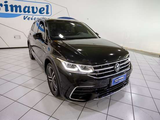 VOLKSWAGEN-TIGUAN-2.0 300 TSI GASOLINA ALLSPACE R-LINE AUTOMÁTICO VOLKSWAGEN-TIGUAN-2024