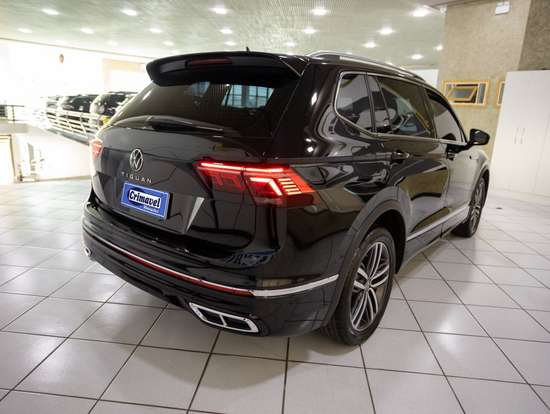 VOLKSWAGEN-TIGUAN-2.0 300 TSI GASOLINA ALLSPACE R-LINE AUTOMÁTICO VOLKSWAGEN-TIGUAN-2024
