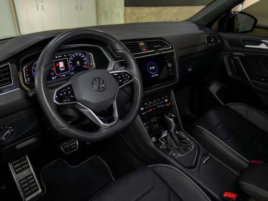 VOLKSWAGEN-TIGUAN-2.0 300 TSI GASOLINA ALLSPACE R-LINE AUTOMÁTICO VOLKSWAGEN-TIGUAN-2024