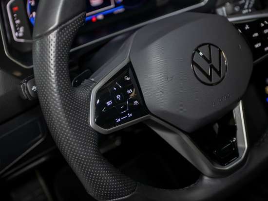 VOLKSWAGEN-TIGUAN-2024
