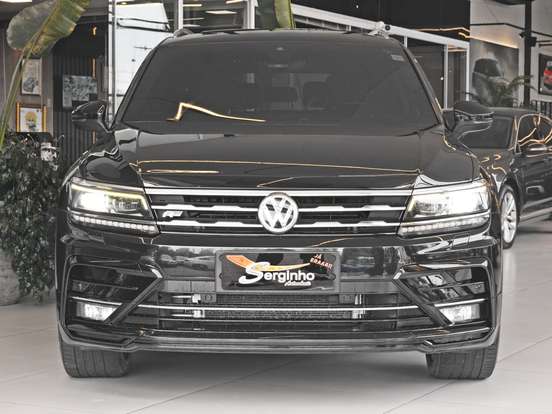 VOLKSWAGEN-TIGUAN-2019