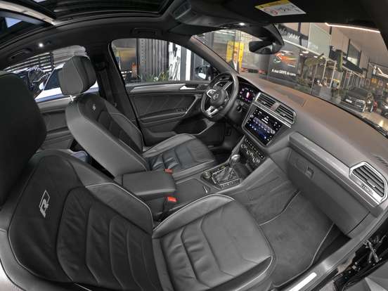 VOLKSWAGEN-TIGUAN-2019