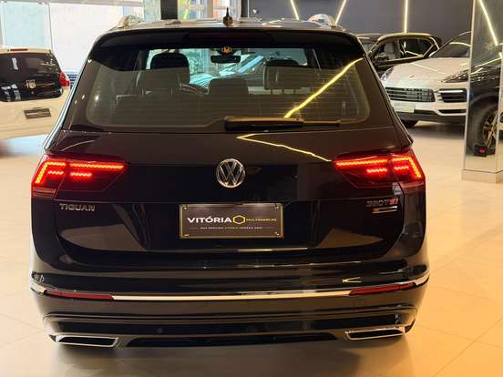 VOLKSWAGEN-TIGUAN-2019