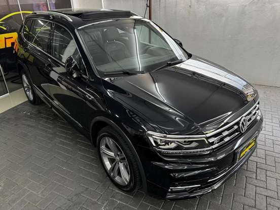 VOLKSWAGEN-TIGUAN-2019