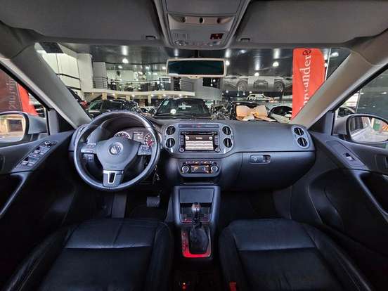 VOLKSWAGEN-TIGUAN-2013