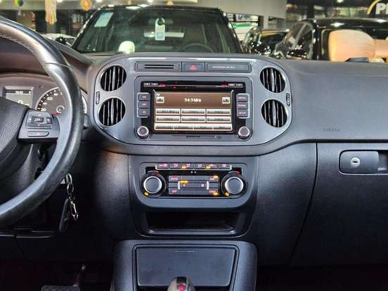 VOLKSWAGEN-TIGUAN-2013