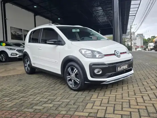 VOLKSWAGEN-UP-1.0 170 TSI TOTAL FLEX XTREME 4P MANUAL VOLKSWAGEN-UP-2019