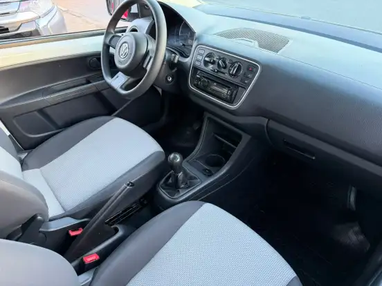 VOLKSWAGEN-UP-1.0 MPI TAKE UP 12V FLEX 2P MANUAL VOLKSWAGEN-UP-2015