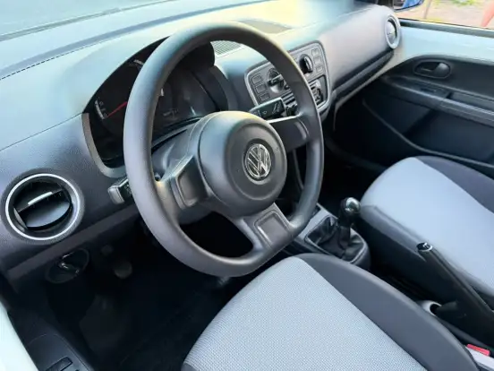 VOLKSWAGEN-UP-1.0 MPI TAKE UP 12V FLEX 2P MANUAL VOLKSWAGEN-UP-2015