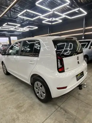 VOLKSWAGEN-UP-2019