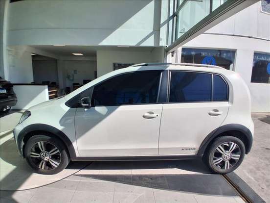 VOLKSWAGEN-UP-2019