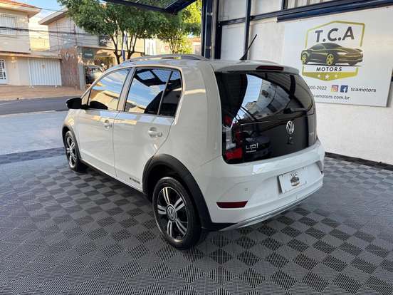 VOLKSWAGEN-UP-1.0 170 TSI TOTAL FLEX XTREME 4P MANUAL VOLKSWAGEN-UP-2020