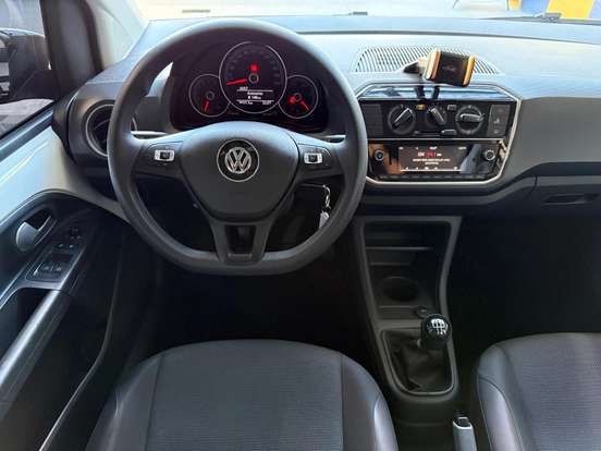 VOLKSWAGEN-UP-2020