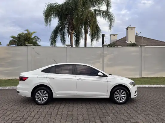 VOLKSWAGEN-VIRTUS-1.0 200 TSI COMFORTLINE AUTOMÁTICO VOLKSWAGEN-VIRTUS-2021