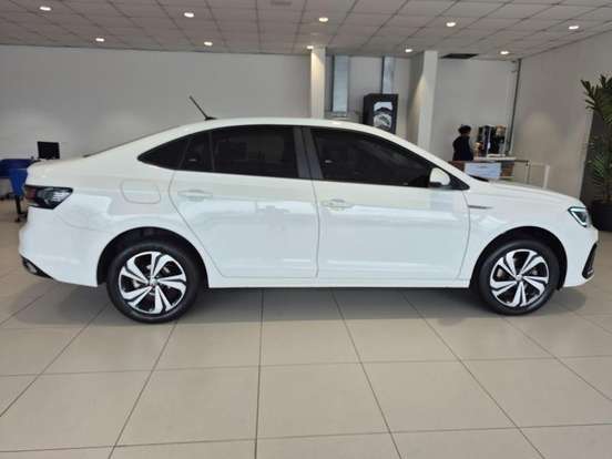 VOLKSWAGEN-VIRTUS-1.0 200 TSI COMFORTLINE AUTOMÁTICO VOLKSWAGEN-VIRTUS-2025