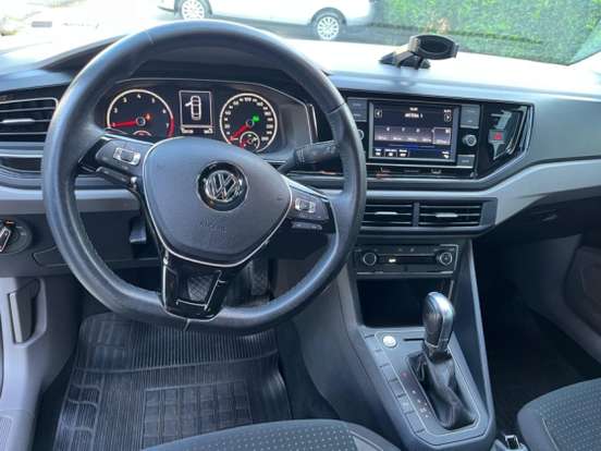 VOLKSWAGEN-VIRTUS-1.0 200 TSI COMFORTLINE AUTOMÁTICO VOLKSWAGEN-VIRTUS-2018