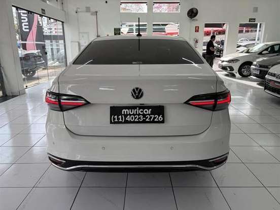 VOLKSWAGEN-VIRTUS-2024