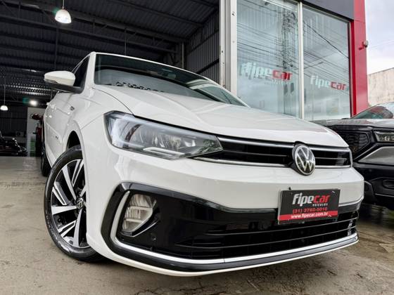 VOLKSWAGEN VIRTUS 1.0 200 TSI HIGHLINE AUTOMÁTICO