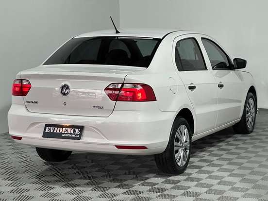 VOLKSWAGEN-VOYAGE-2022