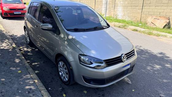 VOLKSWAGEN FOX 1.6 MI 8V FLEX 4P MANUAL