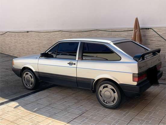 VOLKSWAGEN-GOL-1995