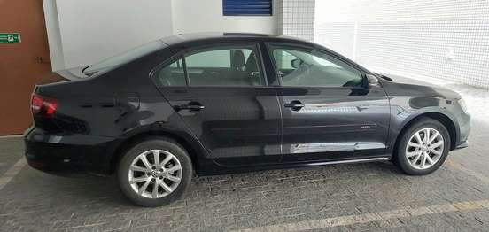 VOLKSWAGEN-JETTA-1.4 16V TSI TRENDLINE GASOLINA 4P TIPTRONIC VOLKSWAGEN-JETTA-2016