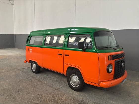 VOLKSWAGEN KOMBI 1.4 MI STD 8V FLEX 4P MANUAL