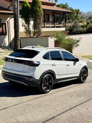 VOLKSWAGEN-NIVUS-1.0 200 TSI TOTAL FLEX HIGHLINE AUTOMÁTICO VOLKSWAGEN-NIVUS-2022