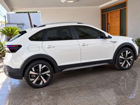 VOLKSWAGEN-NIVUS-1.0 200 TSI TOTAL FLEX HIGHLINE AUTOMÁTICO VOLKSWAGEN-NIVUS-2024