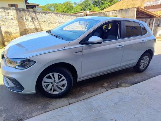 VOLKSWAGEN-POLO-2025