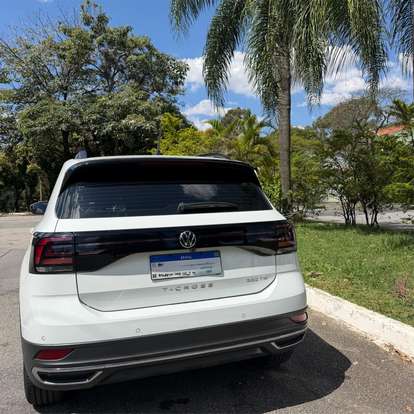 VOLKSWAGEN-T-CROSS-2022