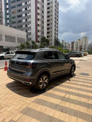 VOLKSWAGEN-T-CROSS-2023