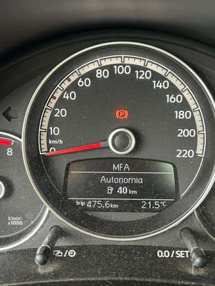 VOLKSWAGEN-UP-2017