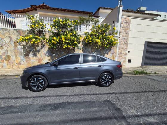 VOLKSWAGEN VIRTUS 1.0 200 TSI COMFORTLINE AUTOMÁTICO