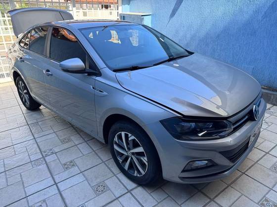 VOLKSWAGEN VIRTUS 1.0 200 TSI HIGHLINE AUTOMÁTICO