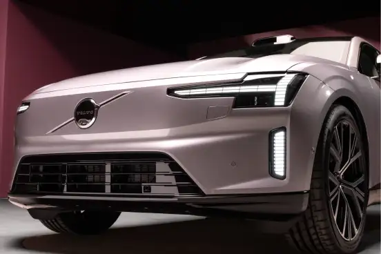 VOLVO-ES90-2026