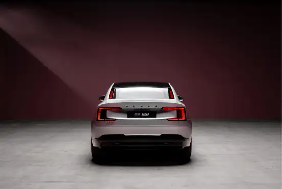 VOLVO-ES90-2026